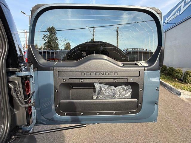 2022 Land Rover Defender 90 X-Dynamic S AWD