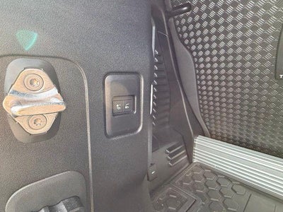 2022 Land Rover Defender 90 X-Dynamic S AWD