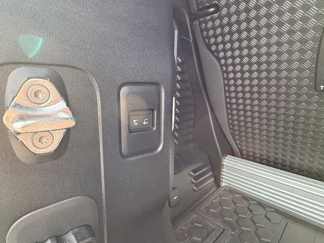 2022 Land Rover Defender 90 X-Dynamic S AWD