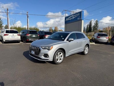 2019 Audi Q3 2.0 TFSI Premium quattro