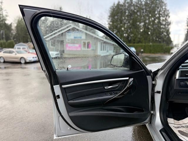 2018 BMW 330i Sedan