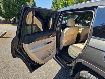 2023 Jeep Grand Cherokee L Limited 4x4