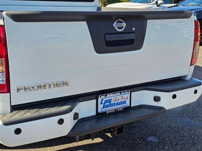 2021 Nissan Frontier Crew Cab 4x4 SV Auto
