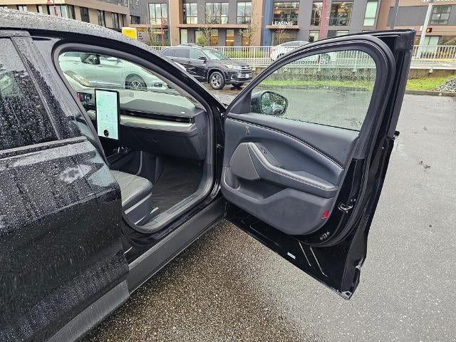 2021 Ford Mustang Mach-E Select AWD