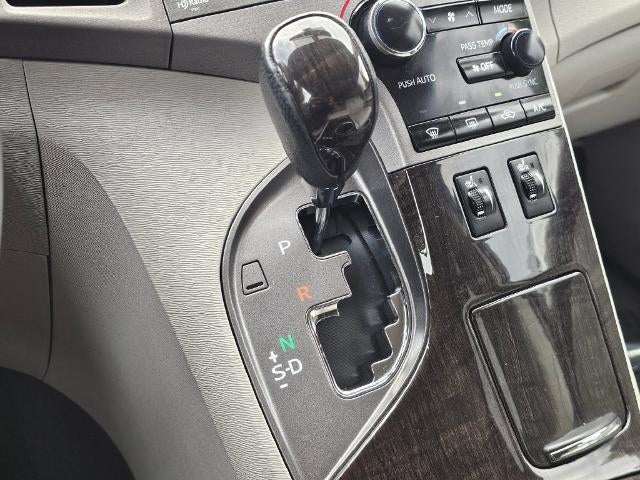 2013 Toyota Venza 4dr Wgn I4 AWD XLE (Natl)