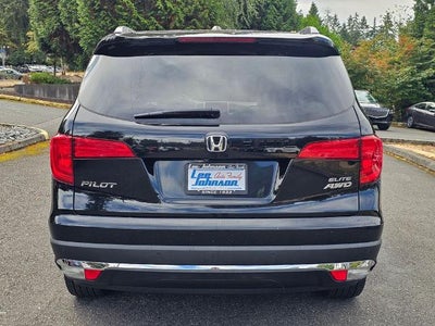2016 Honda Pilot AWD 4dr Elite with DVD Rear Entertainment System and Navigation