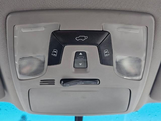 2015 Toyota Sienna 5dr 8-Pass Van XLE FWD (Natl)