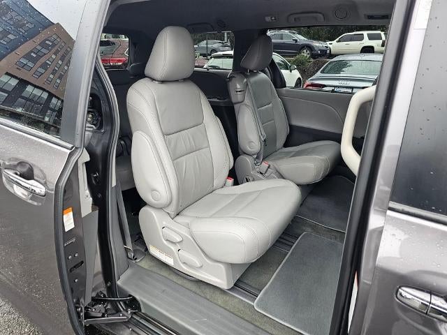 2015 Toyota Sienna 5dr 8-Pass Van XLE FWD (Natl)