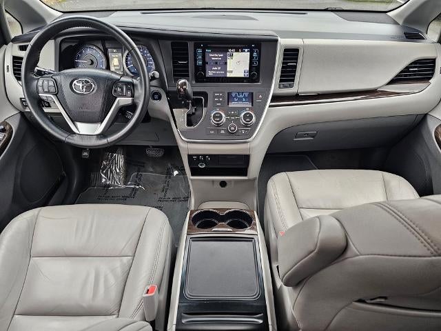 2015 Toyota Sienna 5dr 8-Pass Van XLE FWD (Natl)