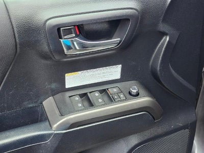 2018 Toyota Tacoma SR Double Cab 5' Bed V6 4x4 AT (GS)