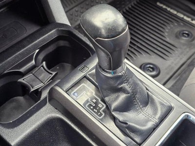 2018 Toyota Tacoma SR Double Cab 5' Bed V6 4x4 AT (GS)