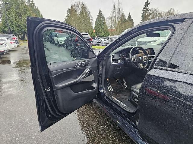 2022 BMW X6 M50i Sports Activity Coupe