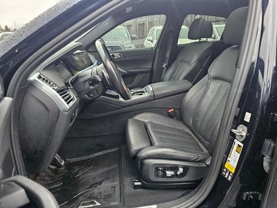 2022 BMW X6 M50i Sports Activity Coupe
