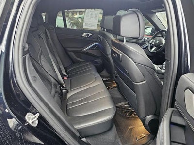 2022 BMW X6 M50i Sports Activity Coupe