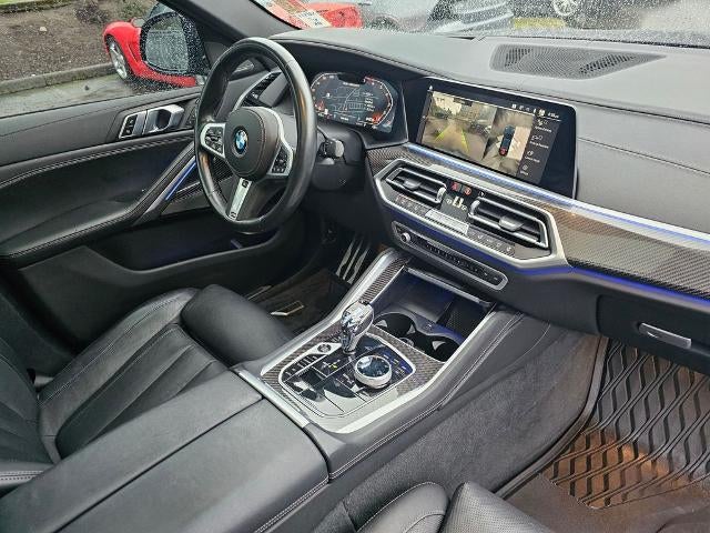 2022 BMW X6 M50i Sports Activity Coupe