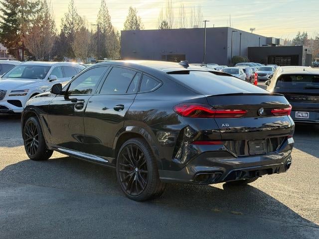 2022 BMW X6 M50i Sports Activity Coupe