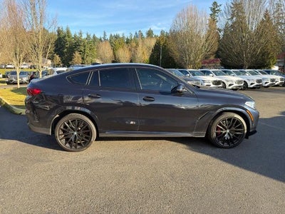 2022 BMW X6 M50i Sports Activity Coupe