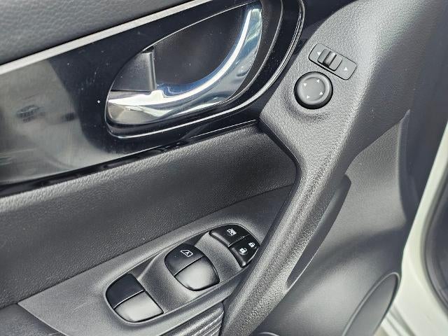 2017 Nissan Rogue Sport AWD SV