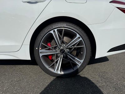 2025 Genesis G70 3.3T Sport Advanced AWD