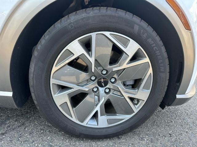 2024 Genesis GV60 Standard RWD