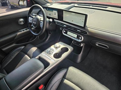 2023 Genesis GV60 Advanced AWD