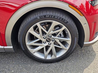 2023 Genesis GV60 Advanced AWD