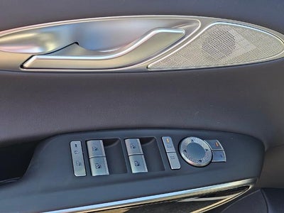 2026 Genesis GV70 2.5T AWD