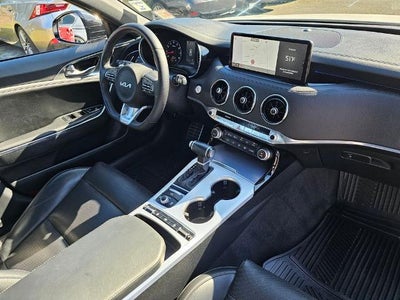 2022 Kia Stinger GT1 AWD