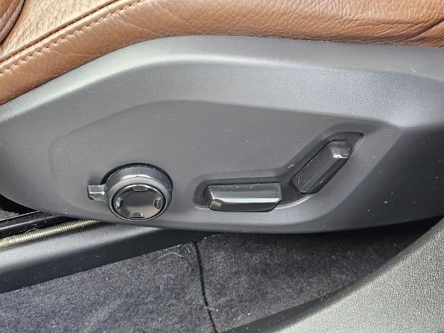 2019 Volvo XC60 T5 AWD Momentum