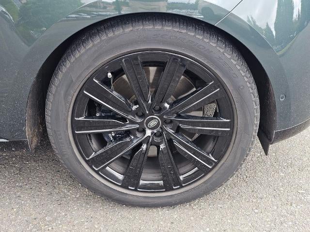 2023 Land Rover Range Rover P530 SE LWB 7 Seat