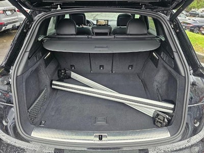 2023 Audi SQ5 Premium Plus 3.0 TFSI quattro