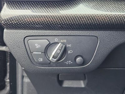 2023 Audi SQ5 Premium Plus 3.0 TFSI quattro