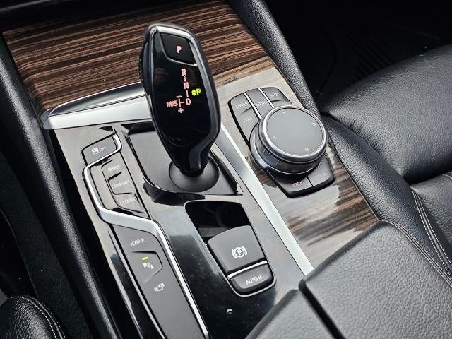 2019 BMW 530e xDrive iPerformance Plug-In Hybrid