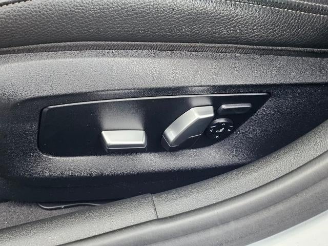 2019 BMW 530e xDrive iPerformance Plug-In Hybrid