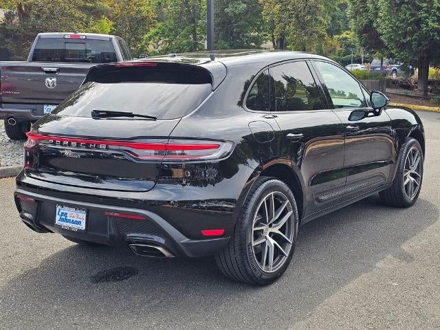 2025 Porsche Macan AWD