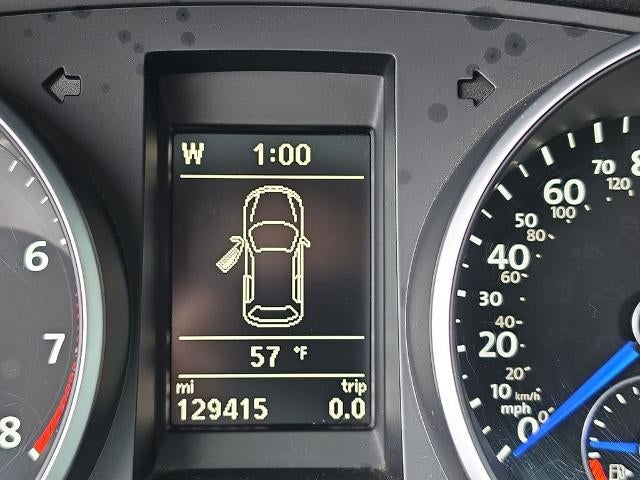 2013 Volkswagen Golf R 4dr HB
