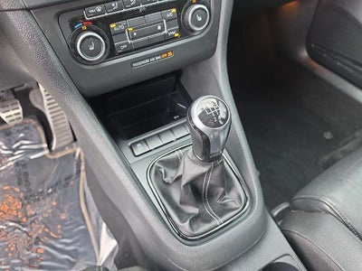 2013 Volkswagen Golf R 4dr HB