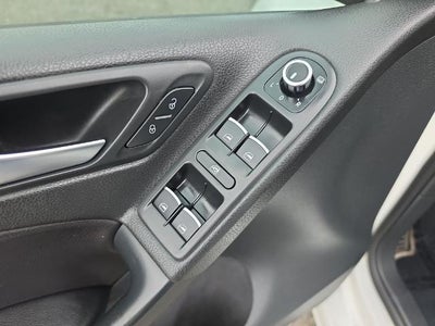 2013 Volkswagen Golf R 4dr HB