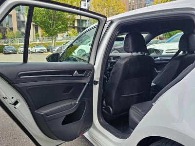 2017 Volkswagen Golf R 4-Door DSG w/DCC/Nav