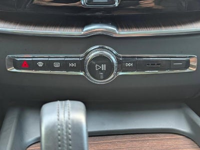 2021 Volvo XC60 Recharge T8 eAWD PHEV Inscription Expression