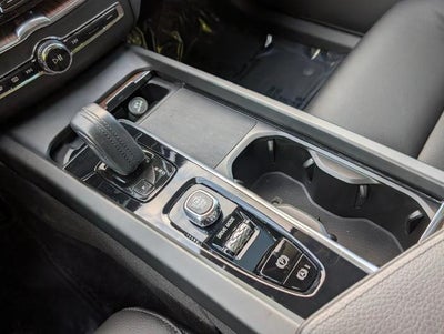 2021 Volvo XC60 Recharge T8 eAWD PHEV Inscription Expression
