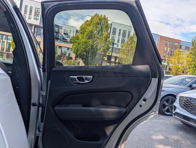 2021 Volvo XC60 Recharge T8 eAWD PHEV Inscription Expression