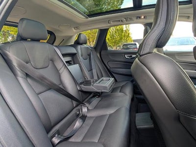 2021 Volvo XC60 Recharge T8 eAWD PHEV Inscription Expression