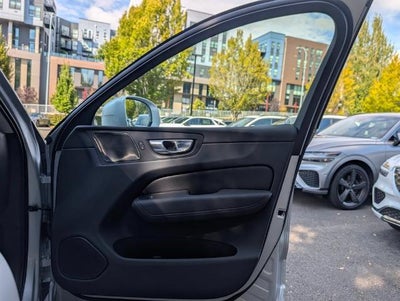 2021 Volvo XC60 Recharge T8 eAWD PHEV Inscription Expression