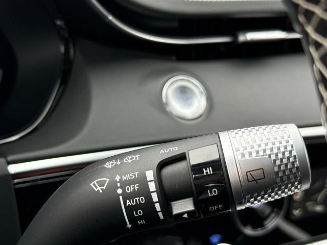 2025 Genesis Electrified GV70 Advanced AWD