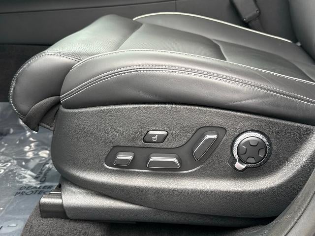 2025 Genesis Electrified GV70 Advanced AWD