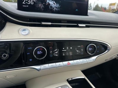 2025 Genesis Electrified GV70 Advanced AWD