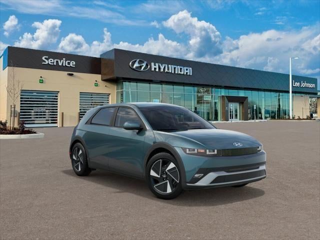 2025 Hyundai IONIQ 5 SE Standard Range RWD *Ltd Avail*