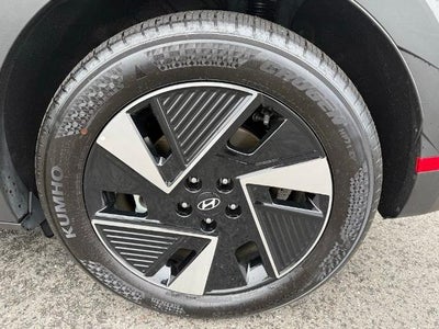 2025 Hyundai IONIQ 5 SE Standard Range RWD *Ltd Avail*
