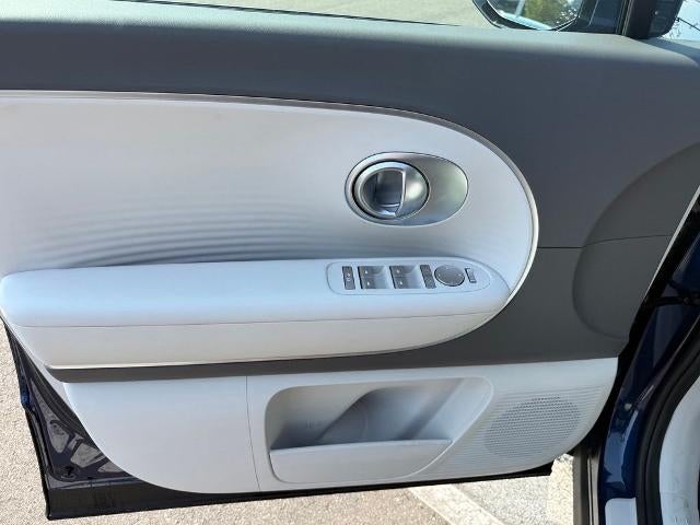 2026 Hyundai IONIQ 9 SE AWD